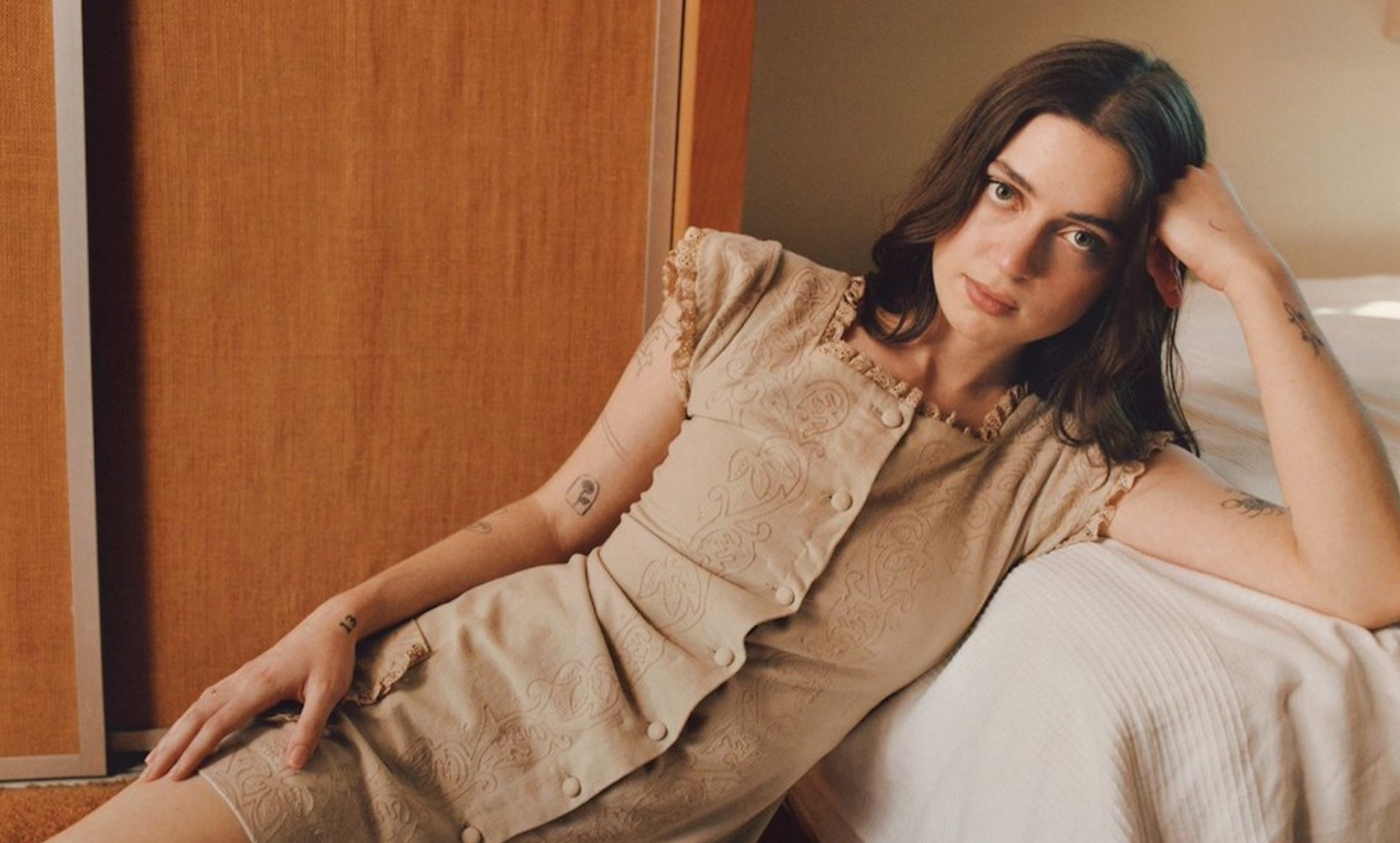 lizzy mcalpine's 'angel'... all fourteen tracks ranked | echowave magazine